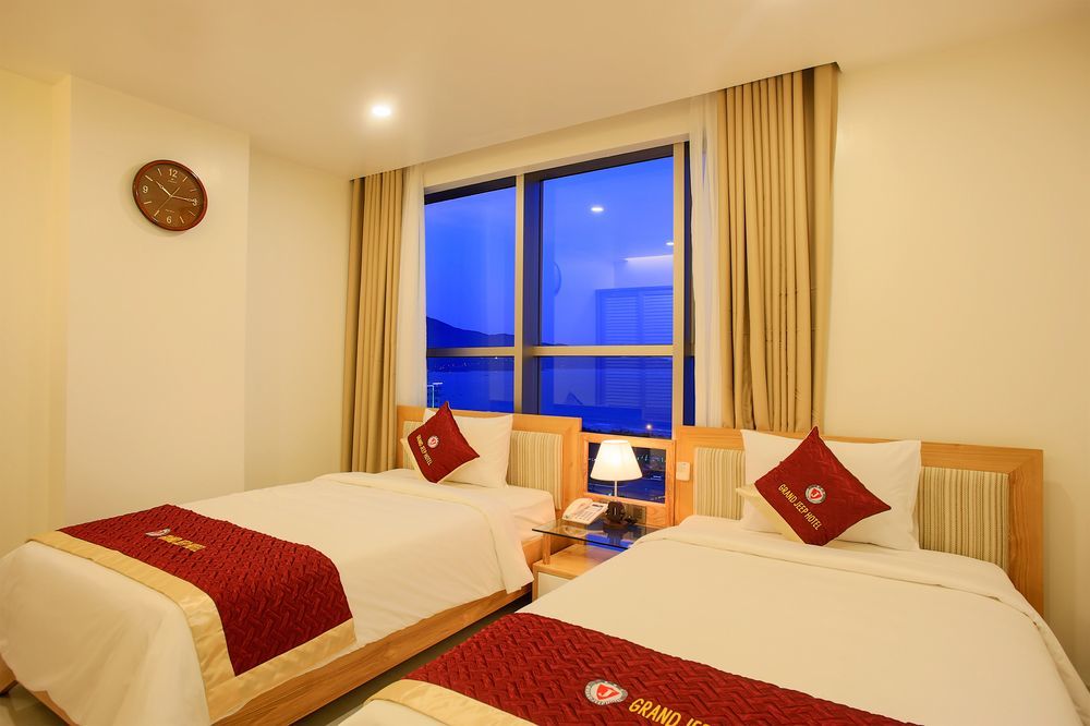 Grand Jeep Hotel Da Nang Exterior foto